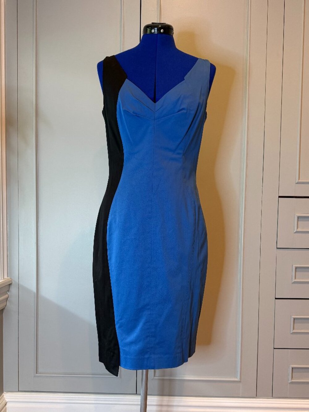Asymmetrical T Tahari stretch cotton sheath dress, Size 8